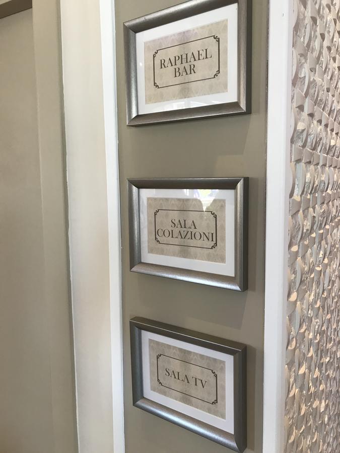 Hotel Raphael Bordighera Eksteriør billede